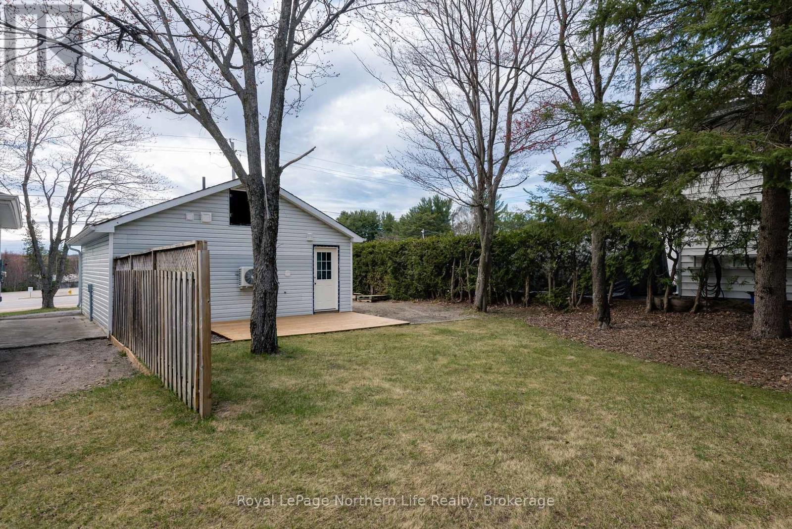 












905 AIRPORT ROAD

,
North Bay (Airport),




Ontario
P1C1A5

