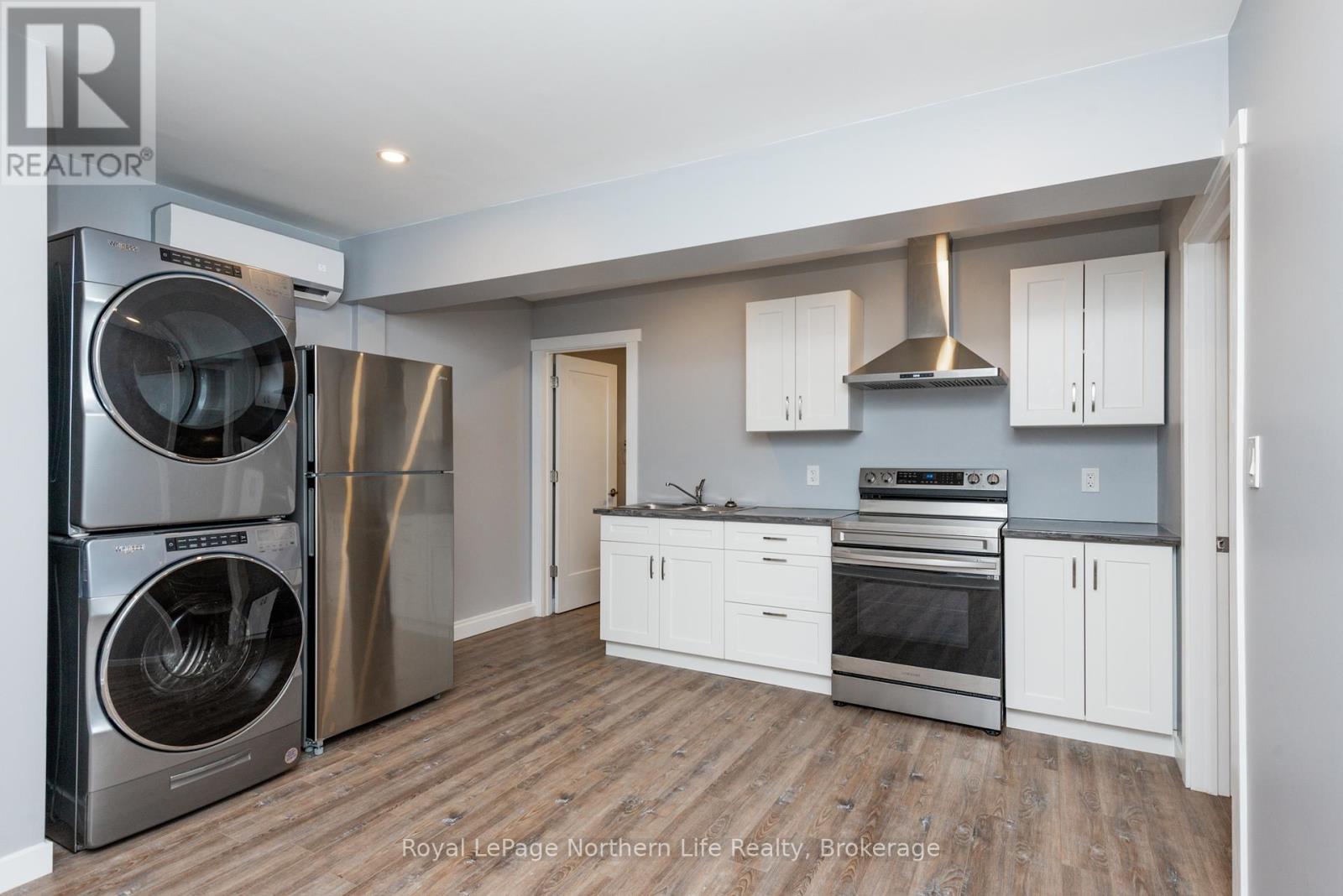 












905 AIRPORT ROAD

,
North Bay (Airport),




Ontario
P1C1A5

