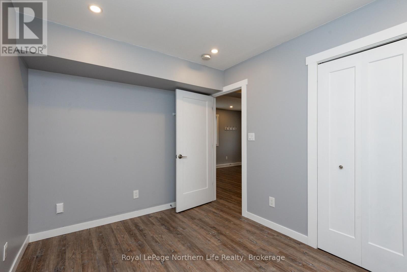 












905 AIRPORT ROAD

,
North Bay (Airport),




Ontario
P1C1A5

