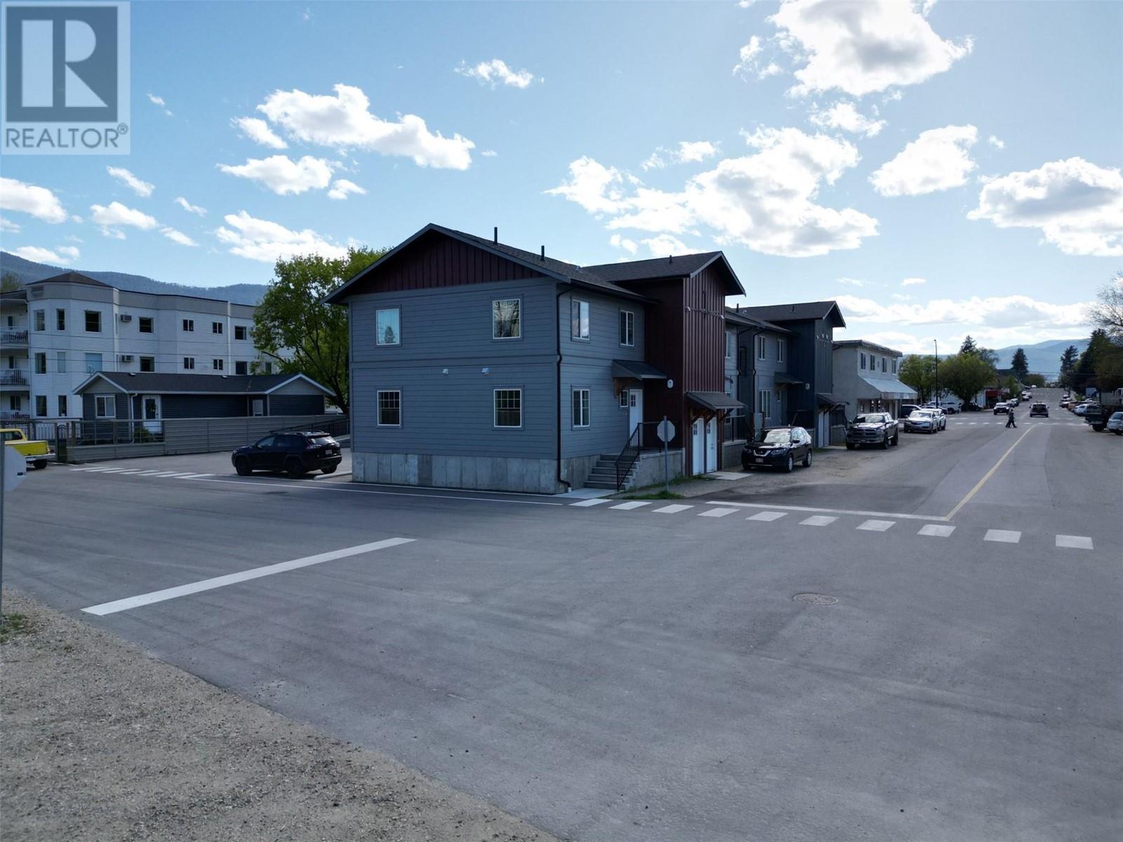 












122 72nd Avenue

,
Grand Forks,




British Columbia
V0H1H0

