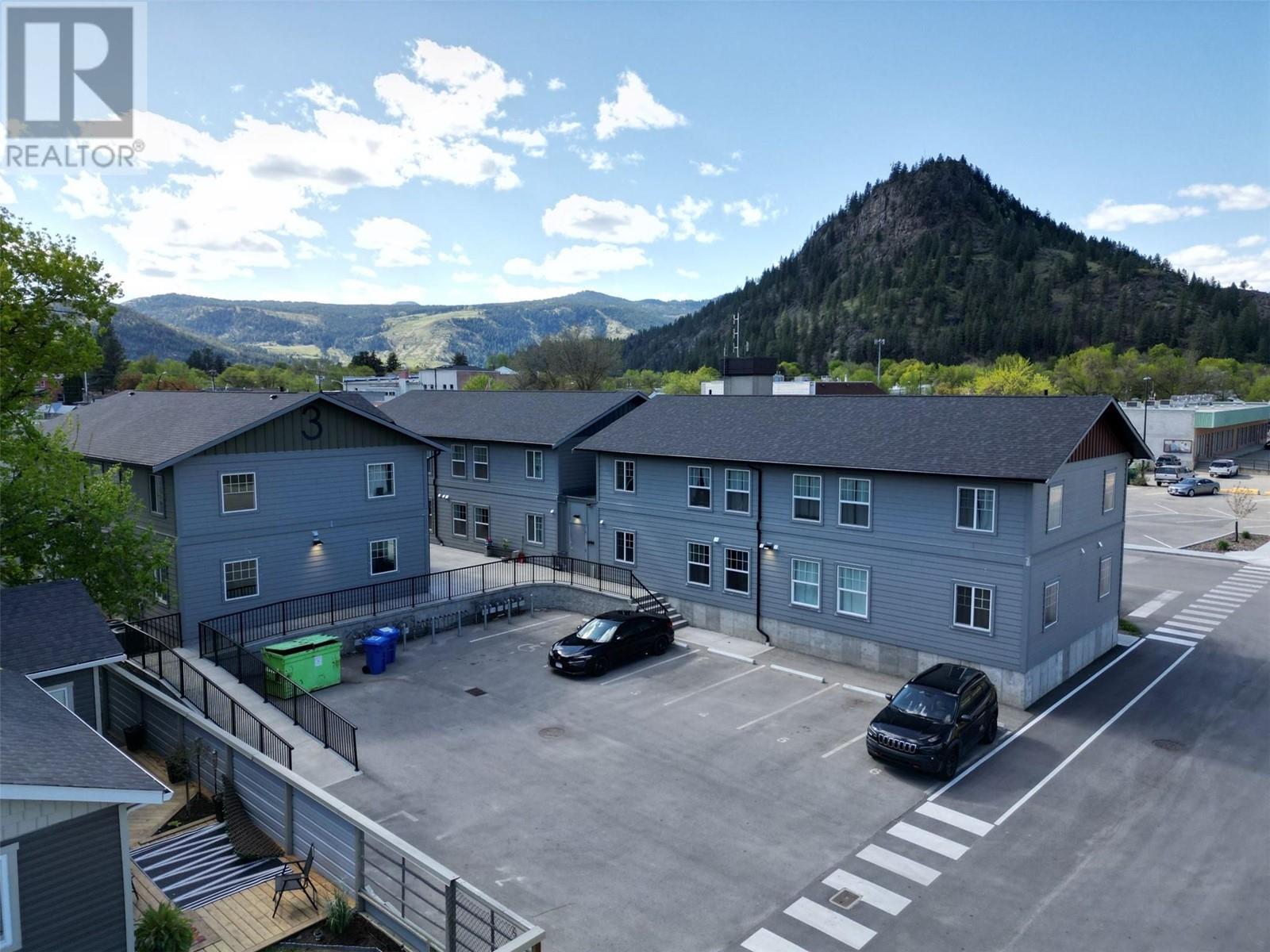 












122 72nd Avenue

,
Grand Forks,




British Columbia
V0H1H0

