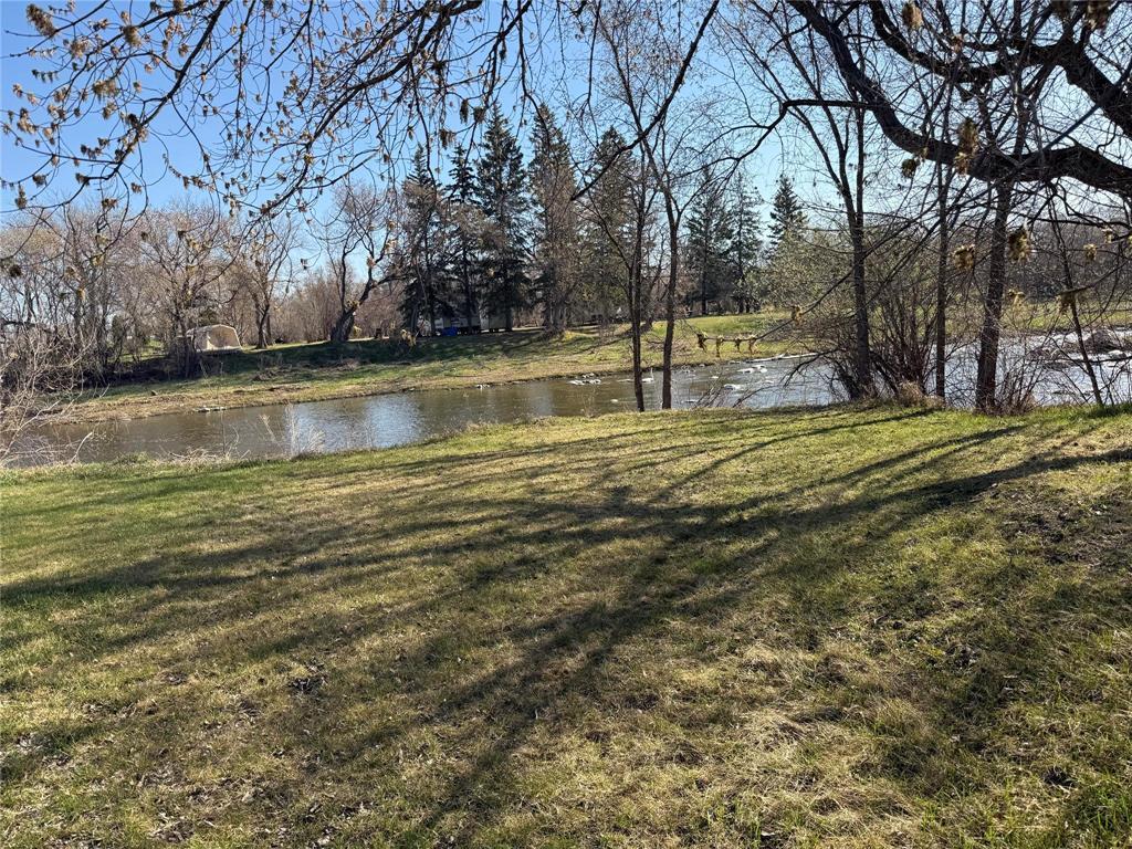 












300 Heyes Street

,
Swan River,




Manitoba
R0L1Z0

