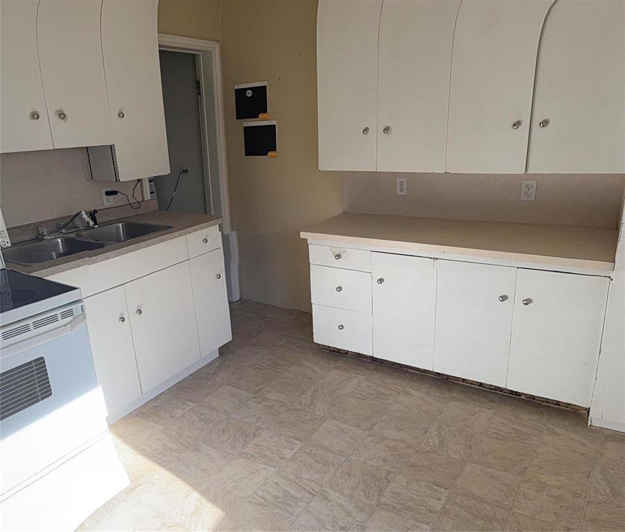 












300 Heyes Street

,
Swan River,




Manitoba
R0L1Z0

