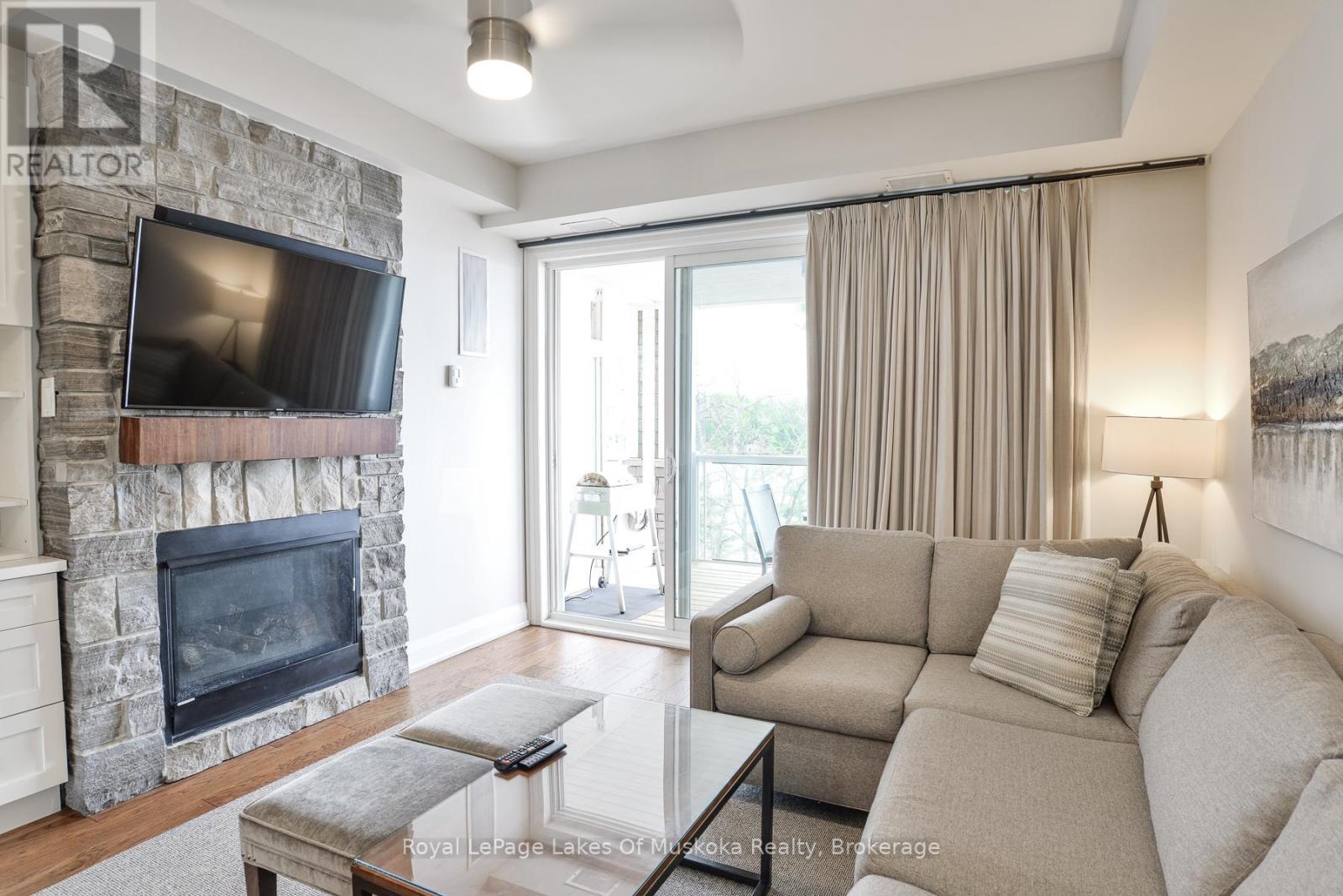












6 - 1869 MUSKOKA RD 118 ROAD W

,
Muskoka Lakes (Monck (Muskoka Lakes)),




Ontario
P1L1W8

