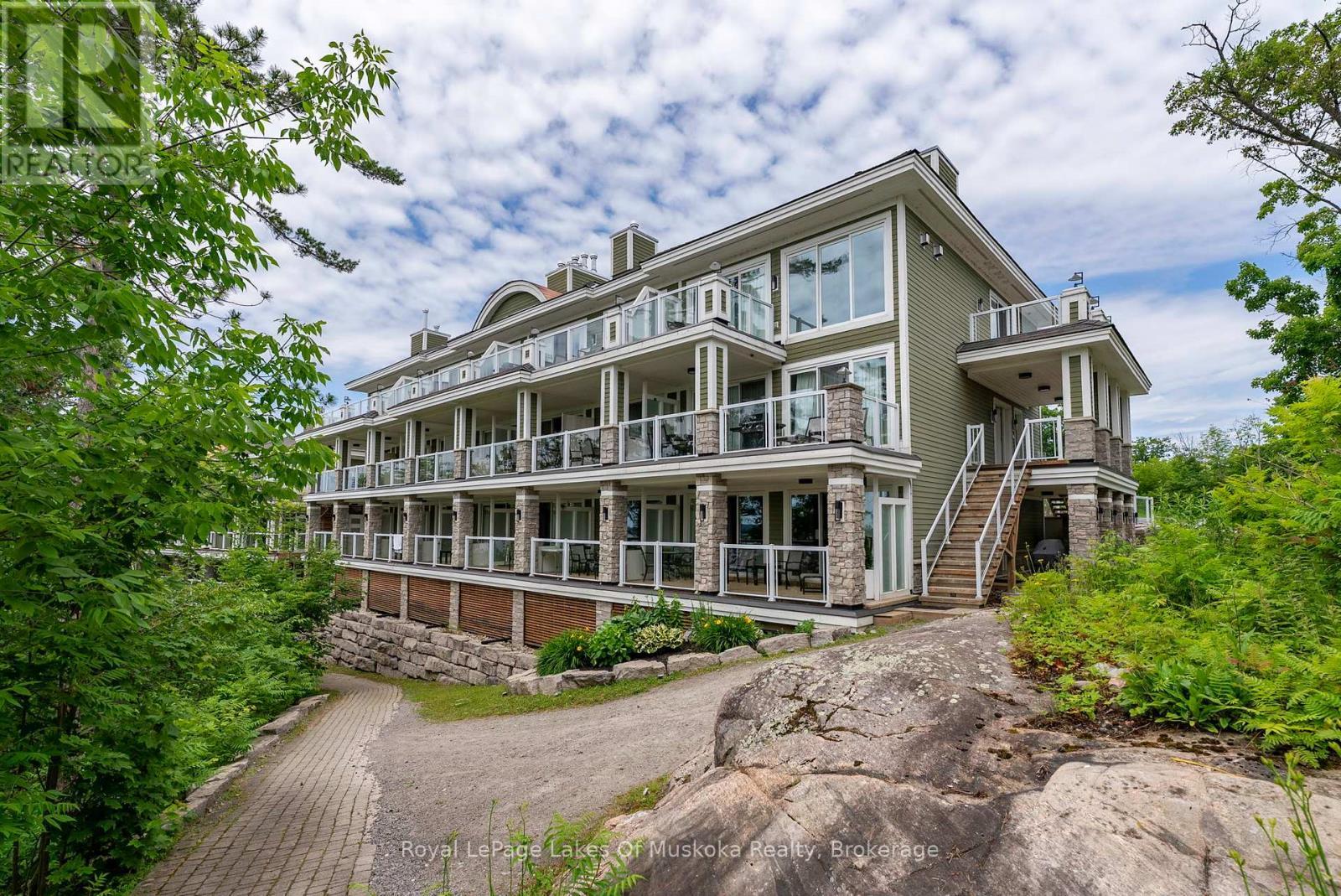 












6 - 1869 MUSKOKA RD 118 ROAD W

,
Muskoka Lakes (Monck (Muskoka Lakes)),




Ontario
P1L1W8

