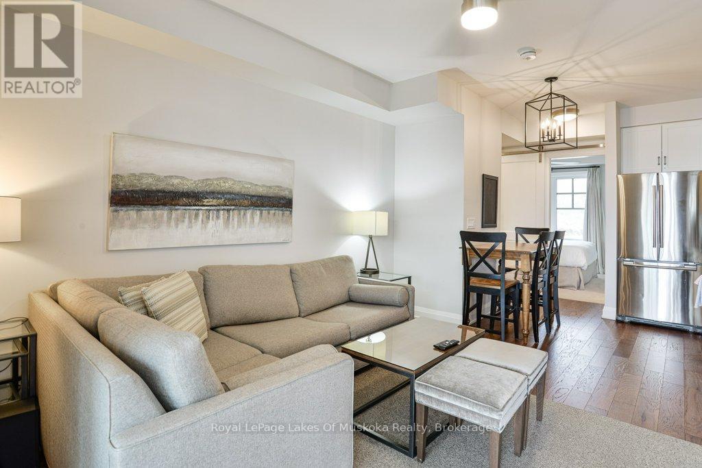 












6 - 1869 MUSKOKA RD 118 ROAD W

,
Muskoka Lakes (Monck (Muskoka Lakes)),




Ontario
P1L1W8

