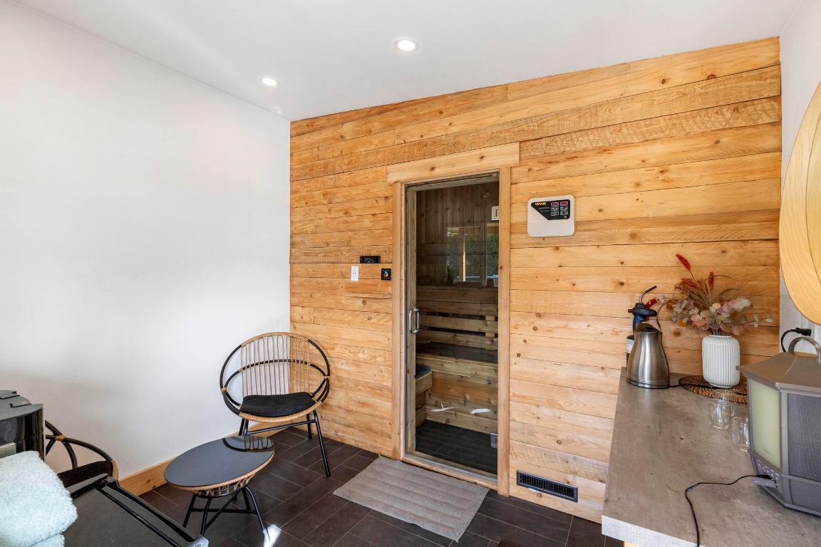 









3050


Holland

Road,
Kelowna,




BC
V1W 3P8

