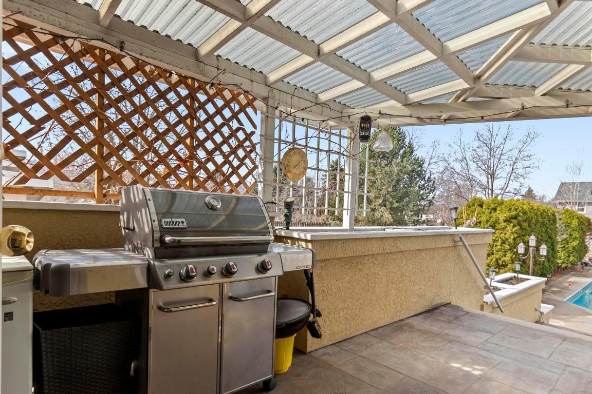 









3050


Holland

Road,
Kelowna,




BC
V1W 3P8

