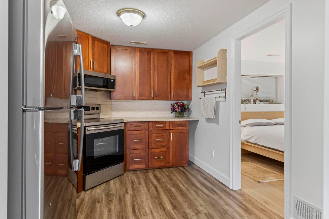 









3050


Holland

Road,
Kelowna,




BC
V1W 3P8

