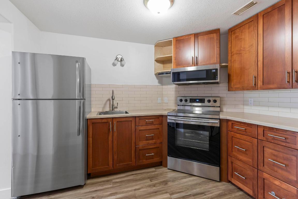 









3050


Holland

Road,
Kelowna,




BC
V1W 3P8

