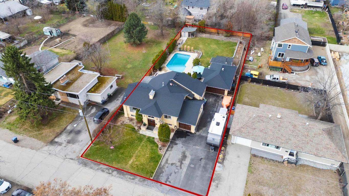 









3050


Holland

Road,
Kelowna,




BC
V1W 3P8


