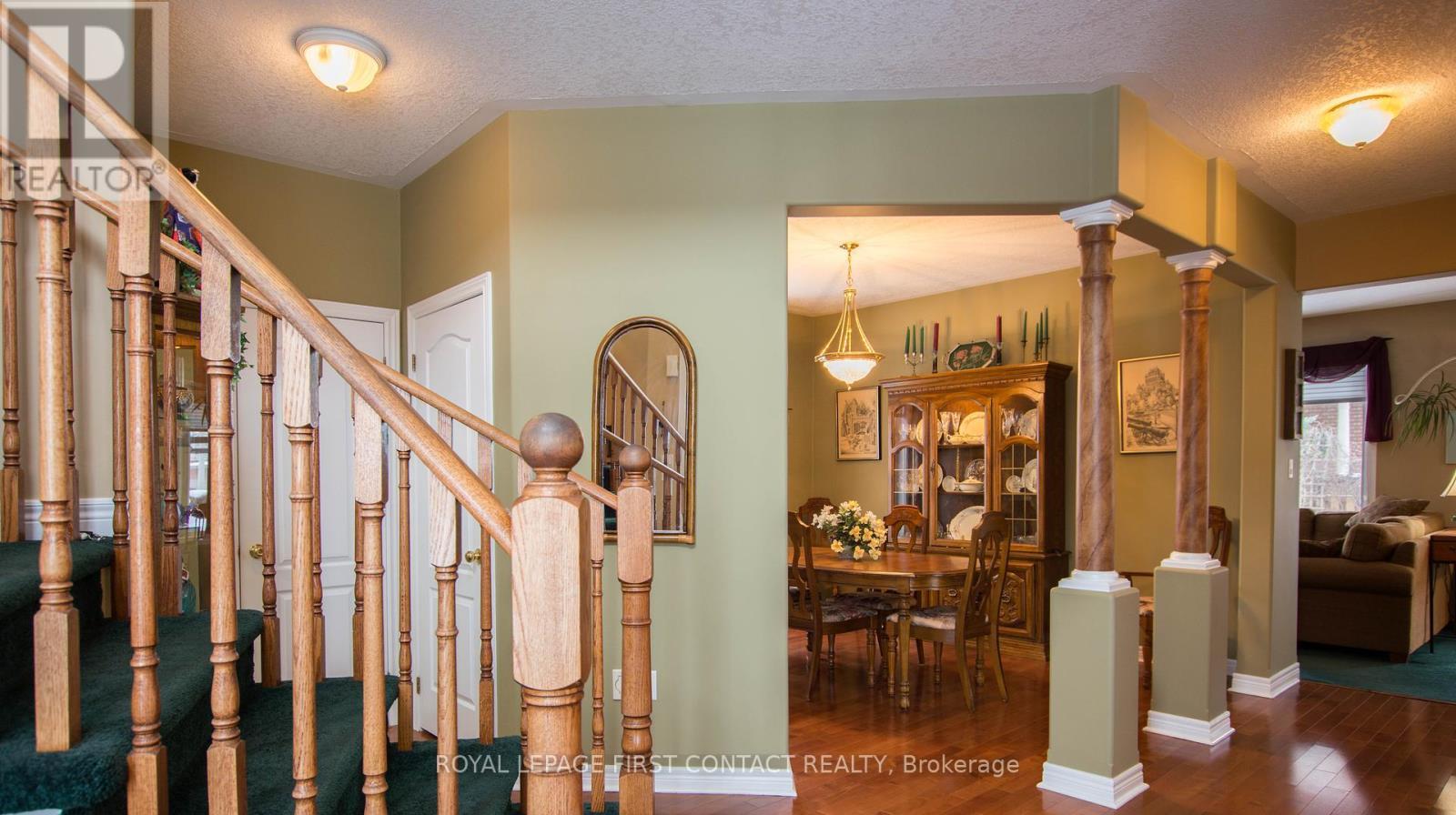 












47 BIRKHALL PLACE

,
Barrie,




Ontario
L4N0K5

