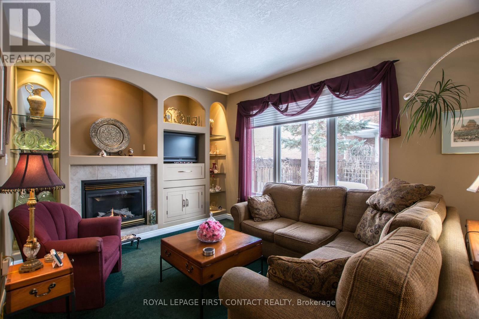 












47 BIRKHALL PLACE

,
Barrie,




Ontario
L4N0K5

