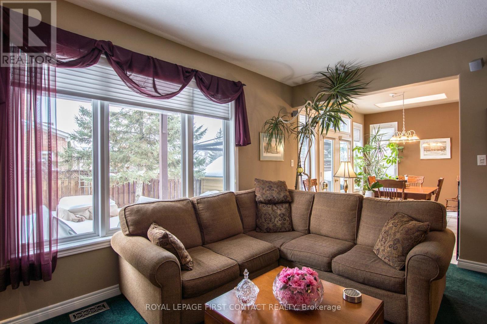 












47 BIRKHALL PLACE

,
Barrie,




Ontario
L4N0K5

