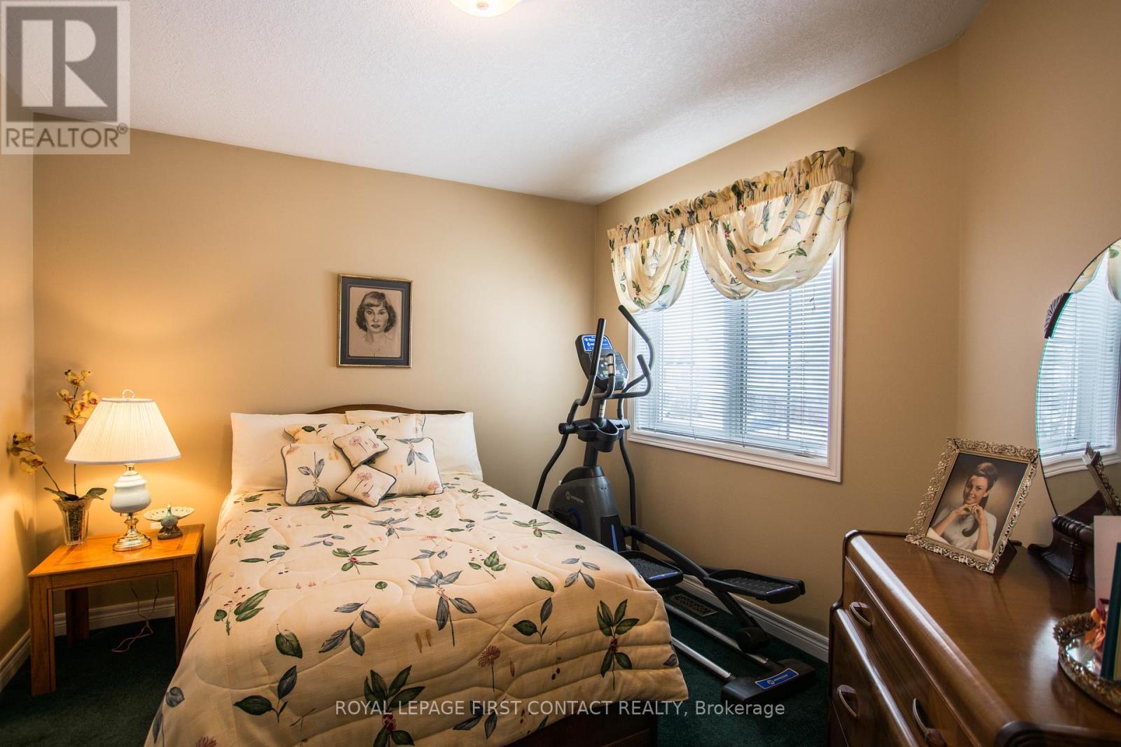 












47 BIRKHALL PLACE

,
Barrie,




Ontario
L4N0K5

