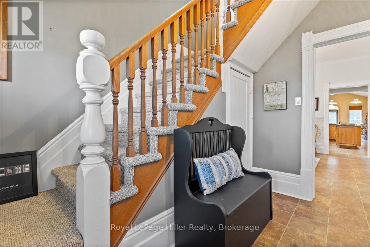 












165 STATION ROAD

,
Perth South (Sebringville),




Ontario
N0K1X0


