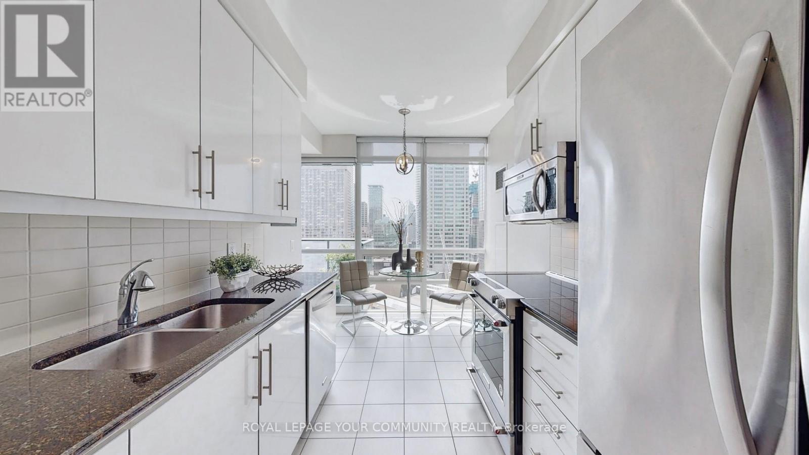 












2507 - 825 CHURCH STREET

,
Toronto,




Ontario
M4W3Z4

