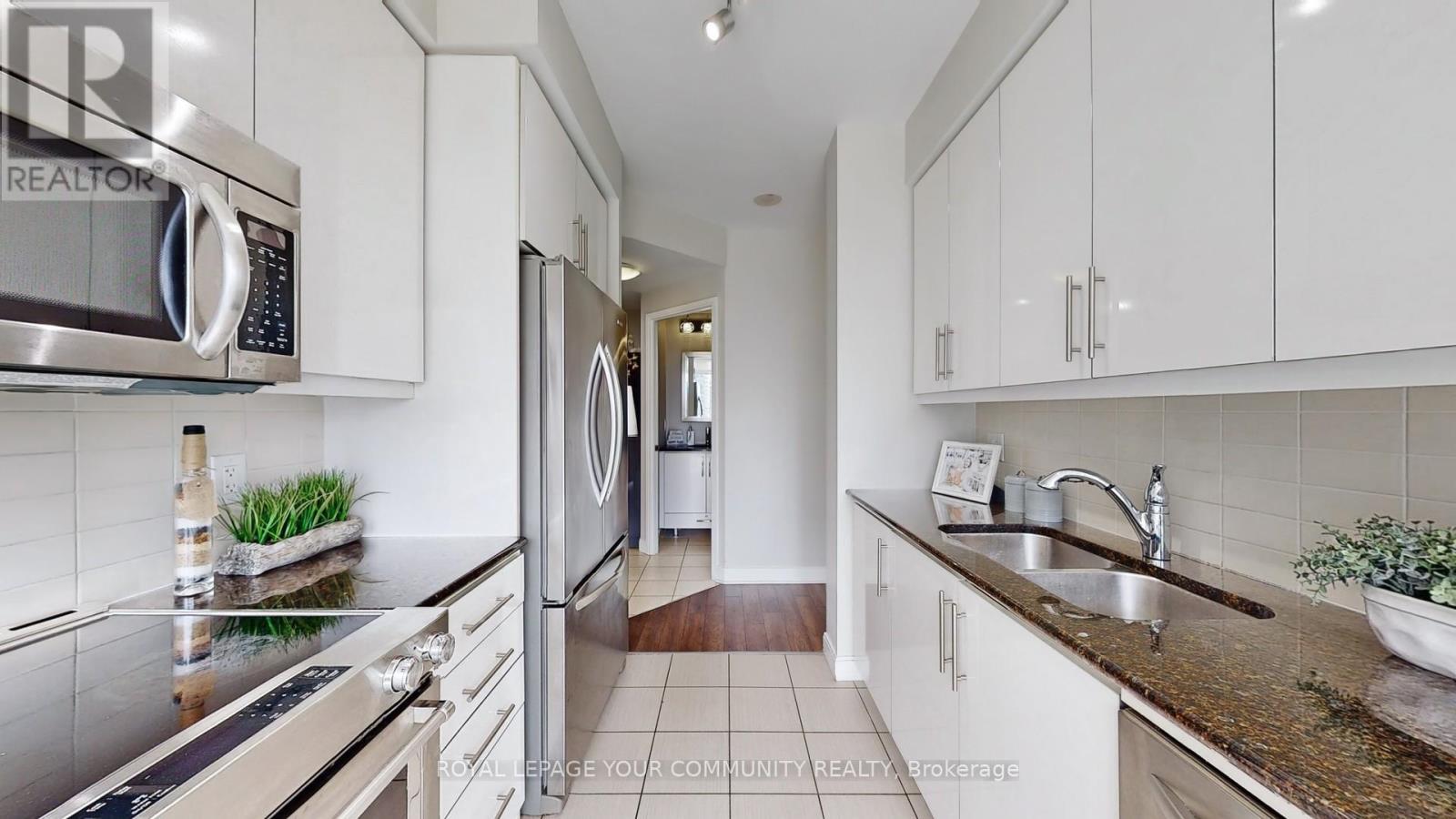 












2507 - 825 CHURCH STREET

,
Toronto,




Ontario
M4W3Z4

