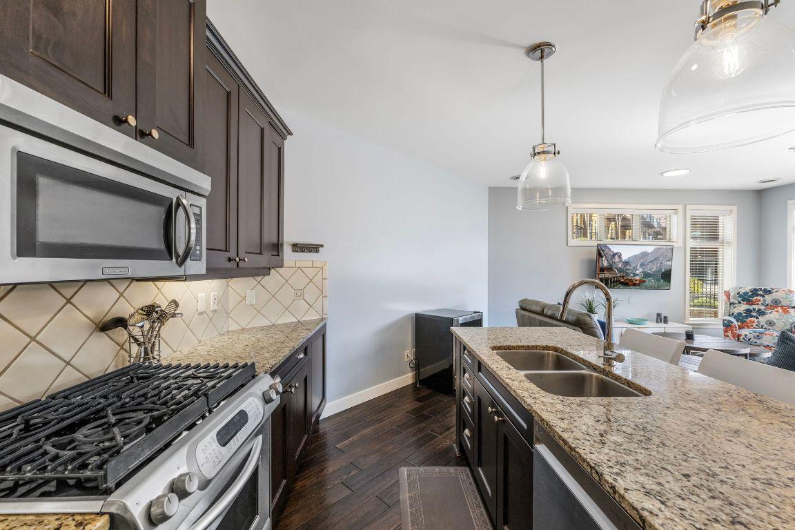 









4034


Pritchard

Drive, 5102,
West Kelowna,




BC
V4T 1X2

