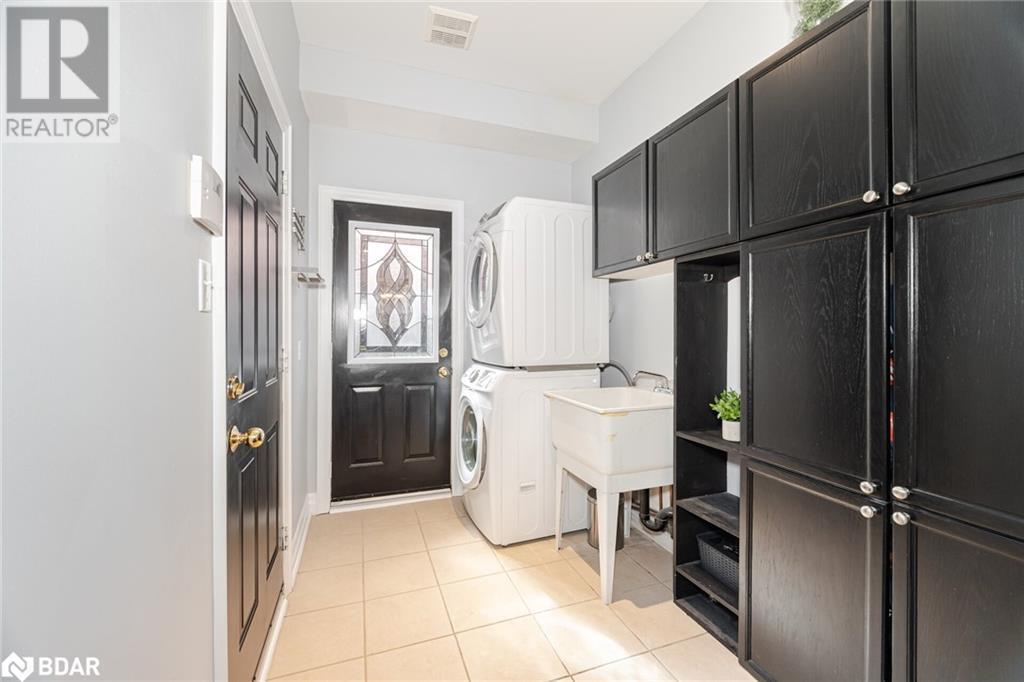 












1240 FIELD Drive

,
Milton,




Ontario
L9T6G4

