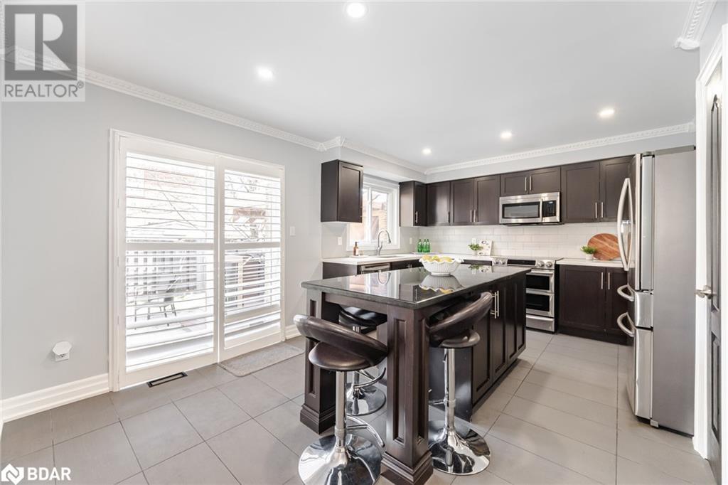 












1240 FIELD Drive

,
Milton,




Ontario
L9T6G4

