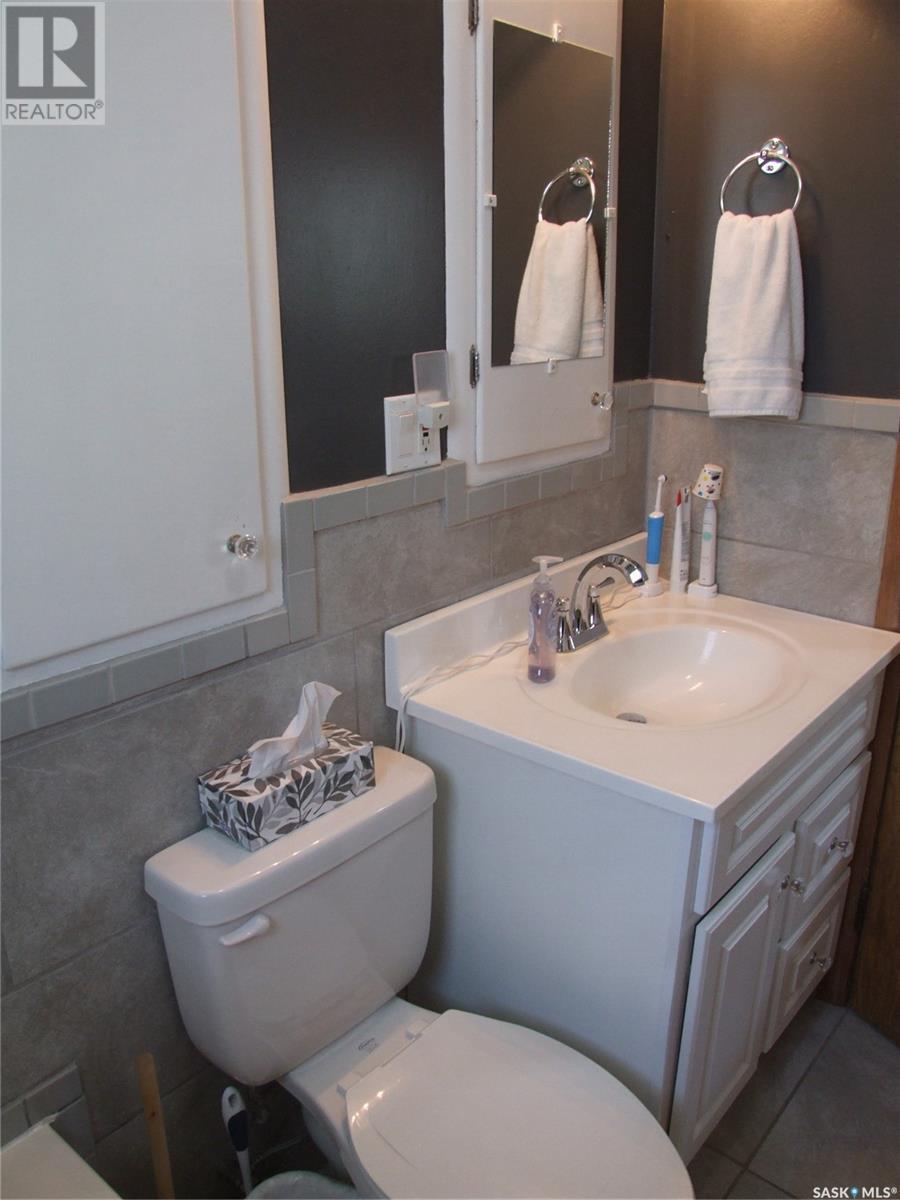 












219 4th AVENUE E

,
Leader,




Saskatchewan
S0N1H0

