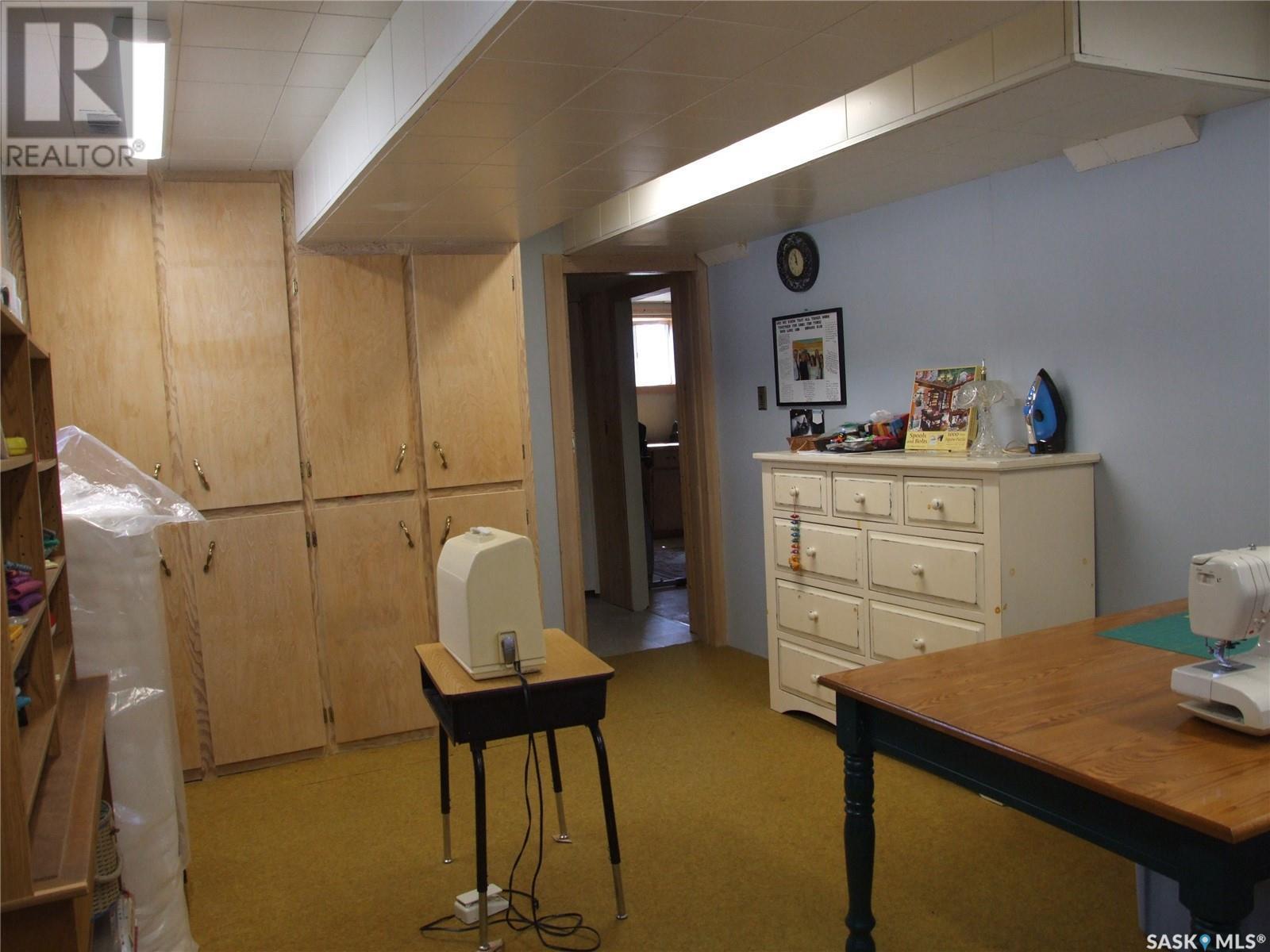 












219 4th AVENUE E

,
Leader,




Saskatchewan
S0N1H0

