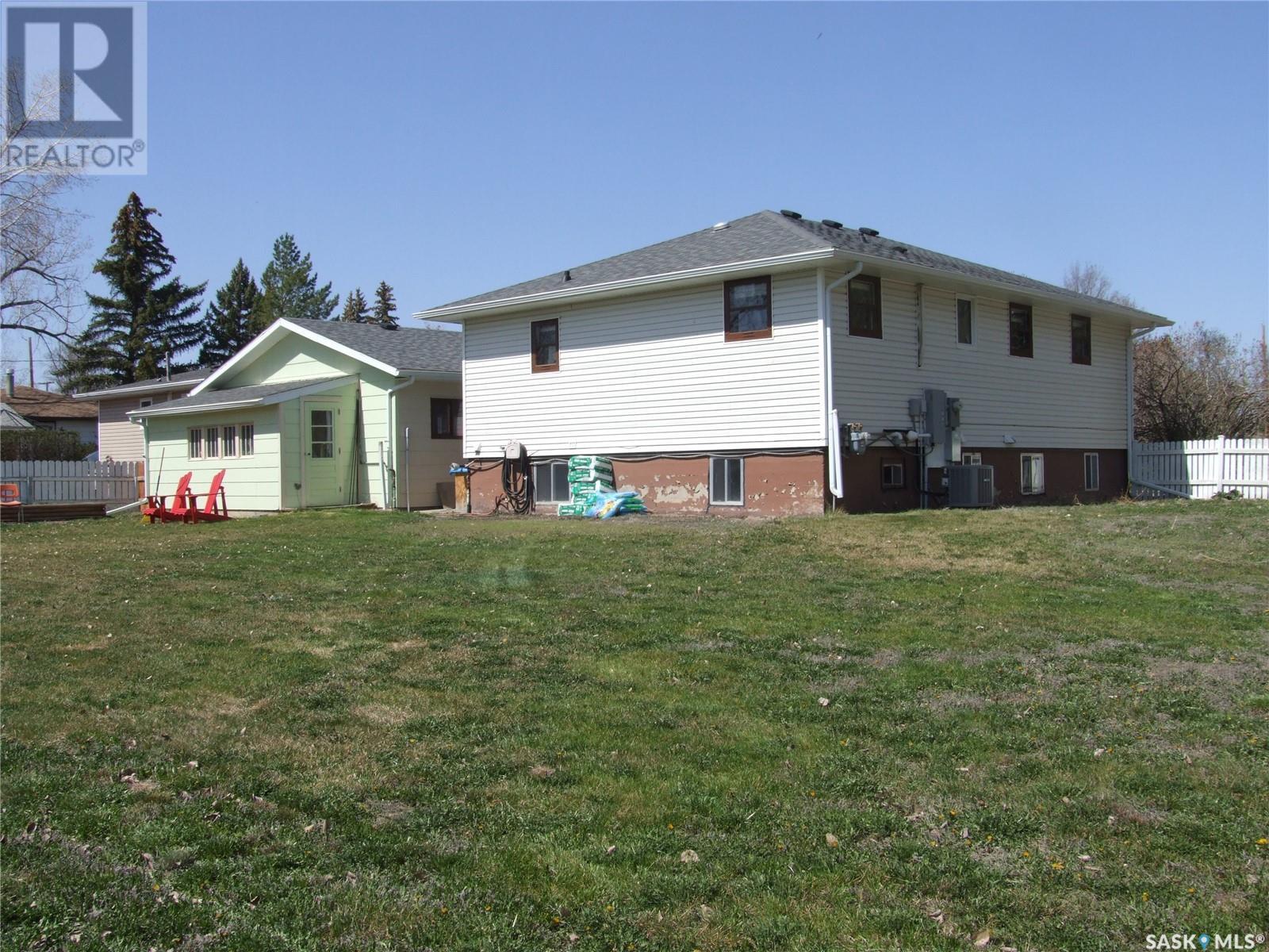 












219 4th AVENUE E

,
Leader,




Saskatchewan
S0N1H0

