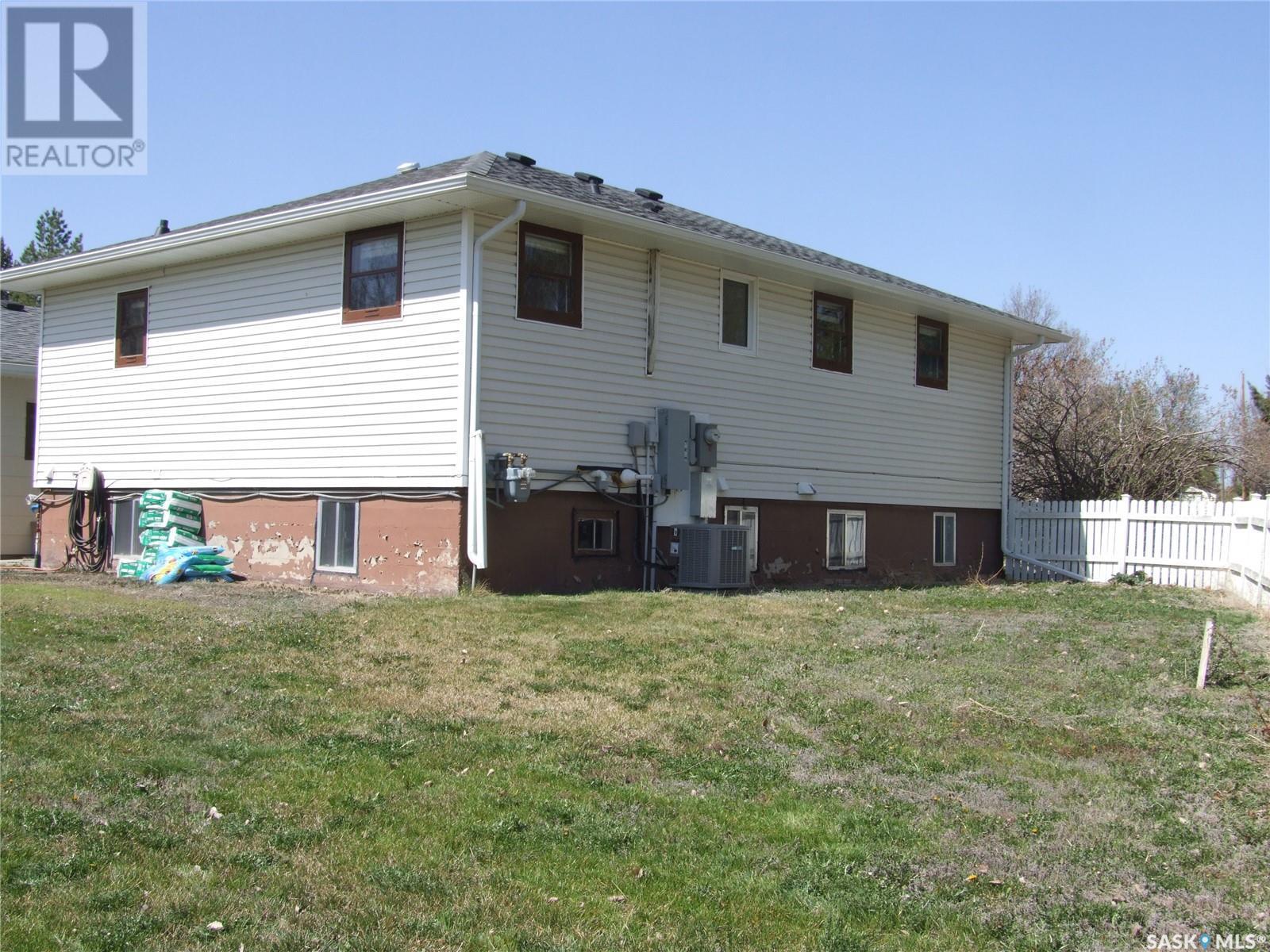 












219 4th AVENUE E

,
Leader,




Saskatchewan
S0N1H0

