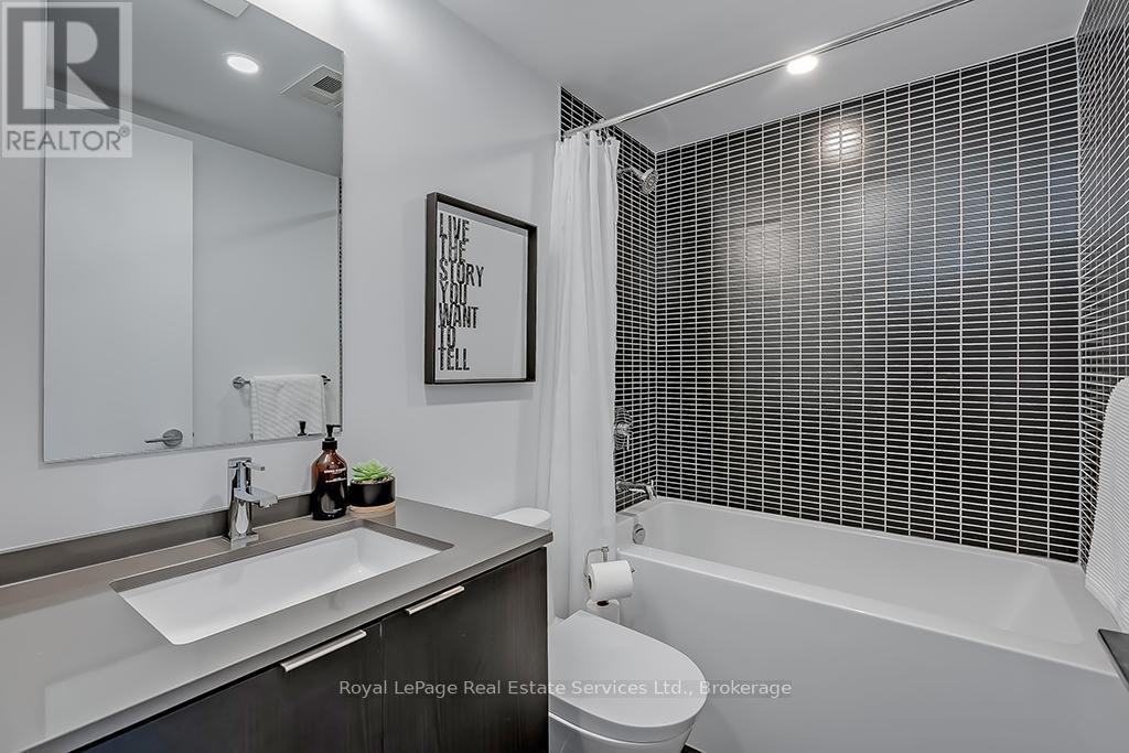 












912 - 1 JARVIS STREET

,
Hamilton (Beasley),




Ontario
L8R3J2

