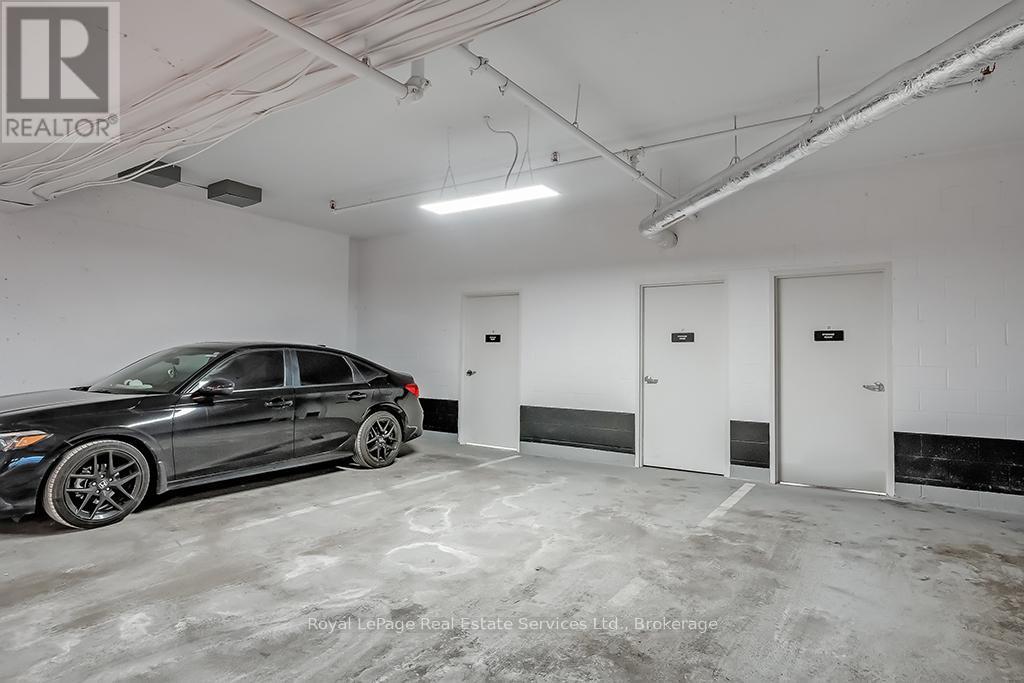 












912 - 1 JARVIS STREET

,
Hamilton (Beasley),




Ontario
L8R3J2

