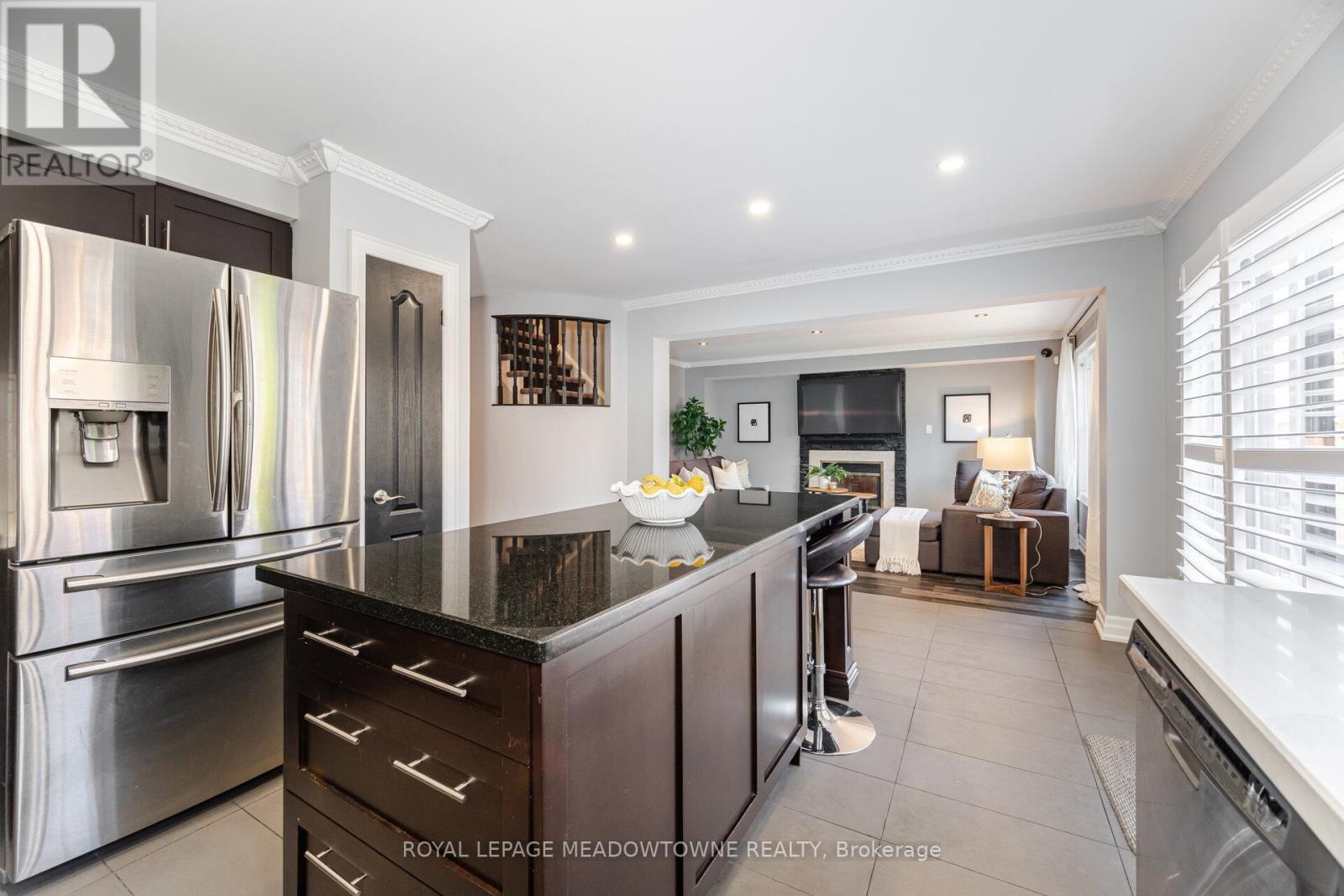 












1240 FIELD DRIVE

,
Milton,




Ontario
L9T6G4

