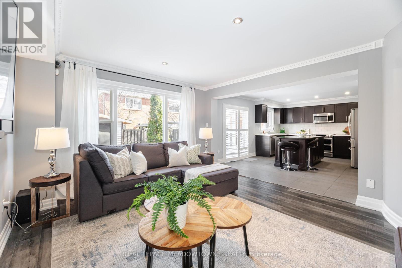 












1240 FIELD DRIVE

,
Milton,




Ontario
L9T6G4

