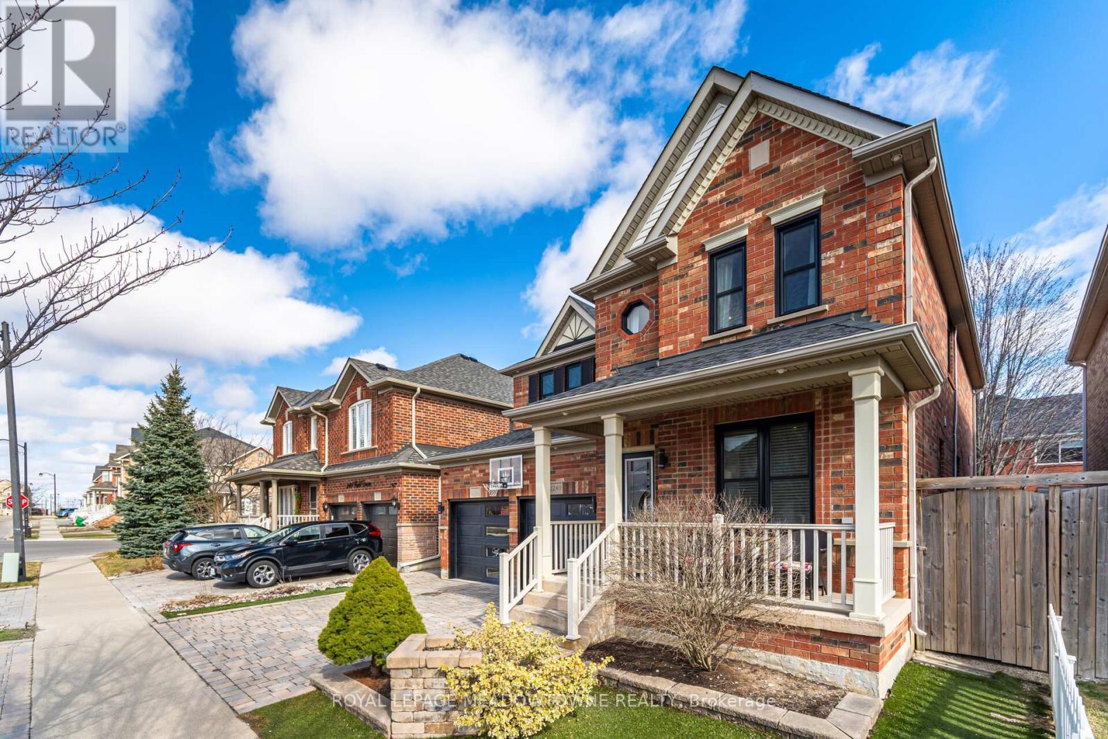 












1240 FIELD DRIVE

,
Milton,




Ontario
L9T6G4

