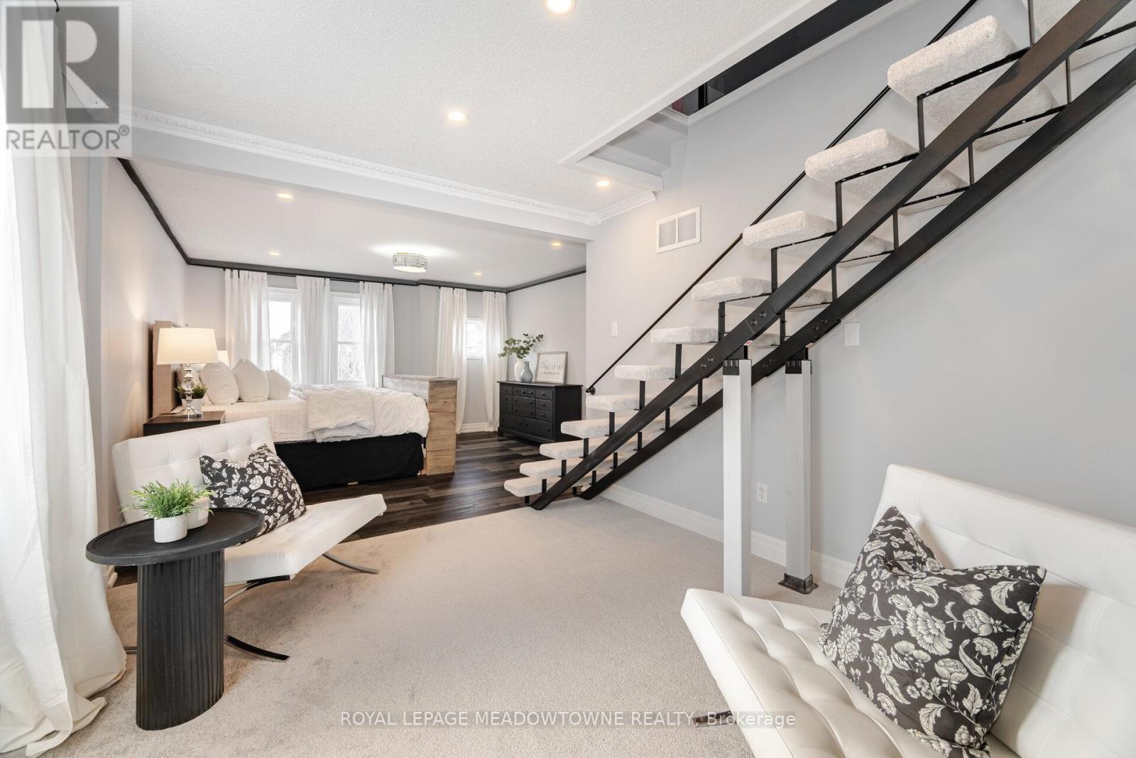 












1240 FIELD DRIVE

,
Milton,




Ontario
L9T6G4

