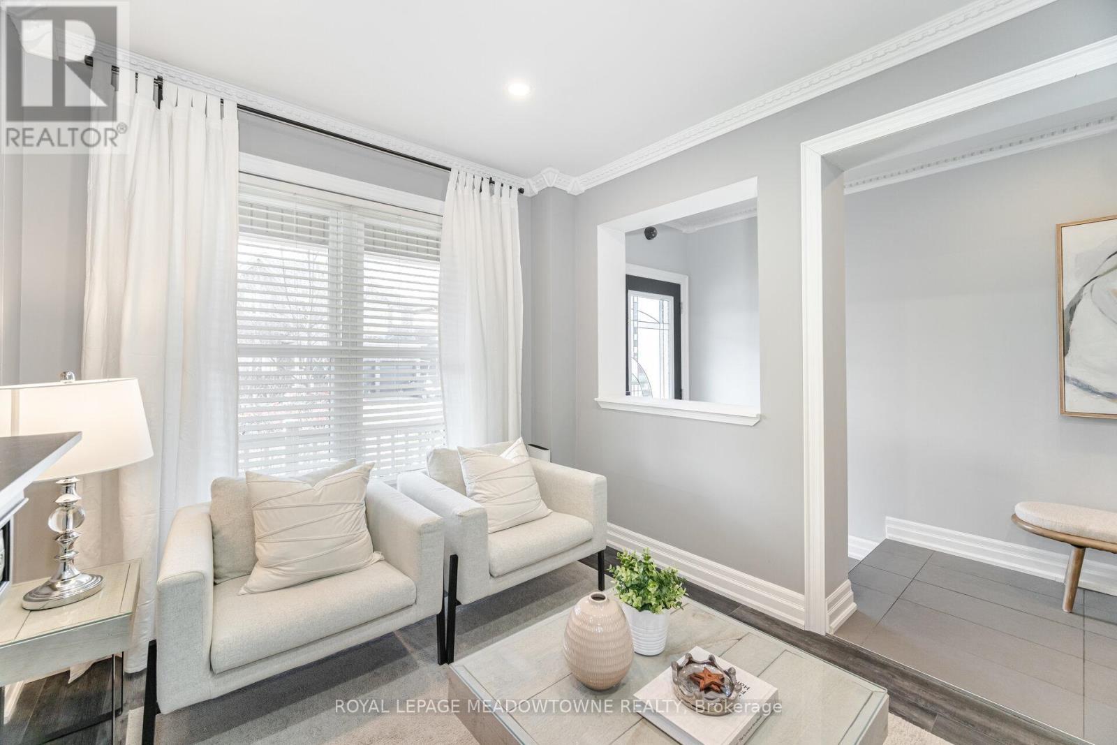 












1240 FIELD DRIVE

,
Milton,




Ontario
L9T6G4

