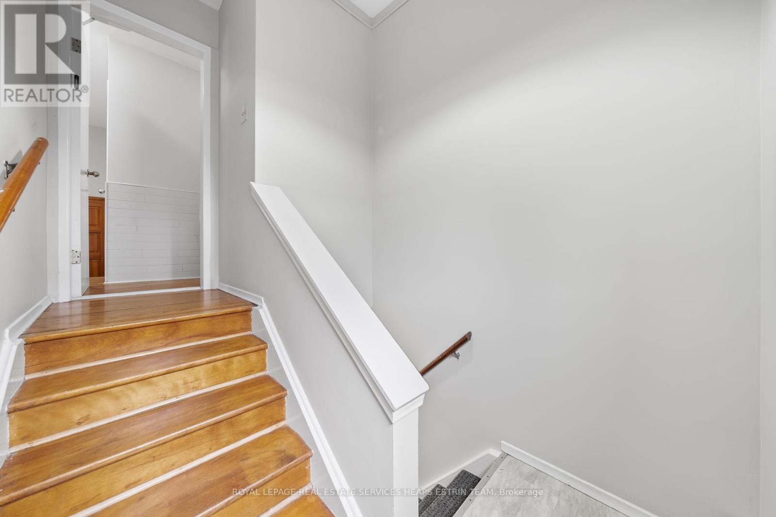 












7 KECALA ROAD

,
Toronto,




Ontario
M1P1K5

