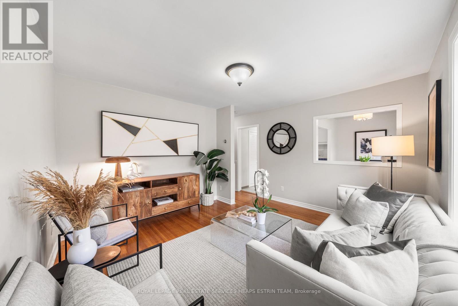












7 KECALA ROAD

,
Toronto,




Ontario
M1P1K5


