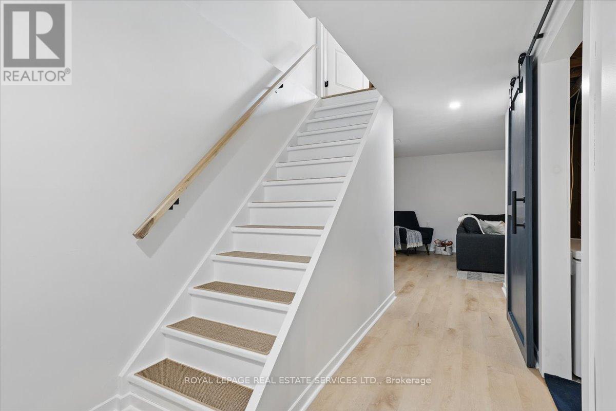 












25 WHEATFIELD ROAD

,
Brampton,




Ontario
L6X2V4

