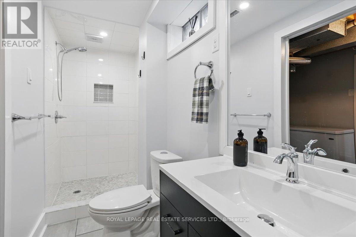 












25 WHEATFIELD ROAD

,
Brampton,




Ontario
L6X2V4

