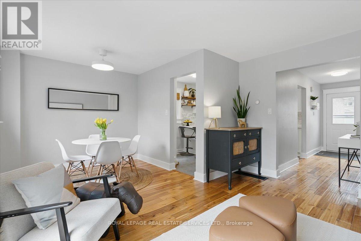 












25 WHEATFIELD ROAD

,
Brampton,




Ontario
L6X2V4

