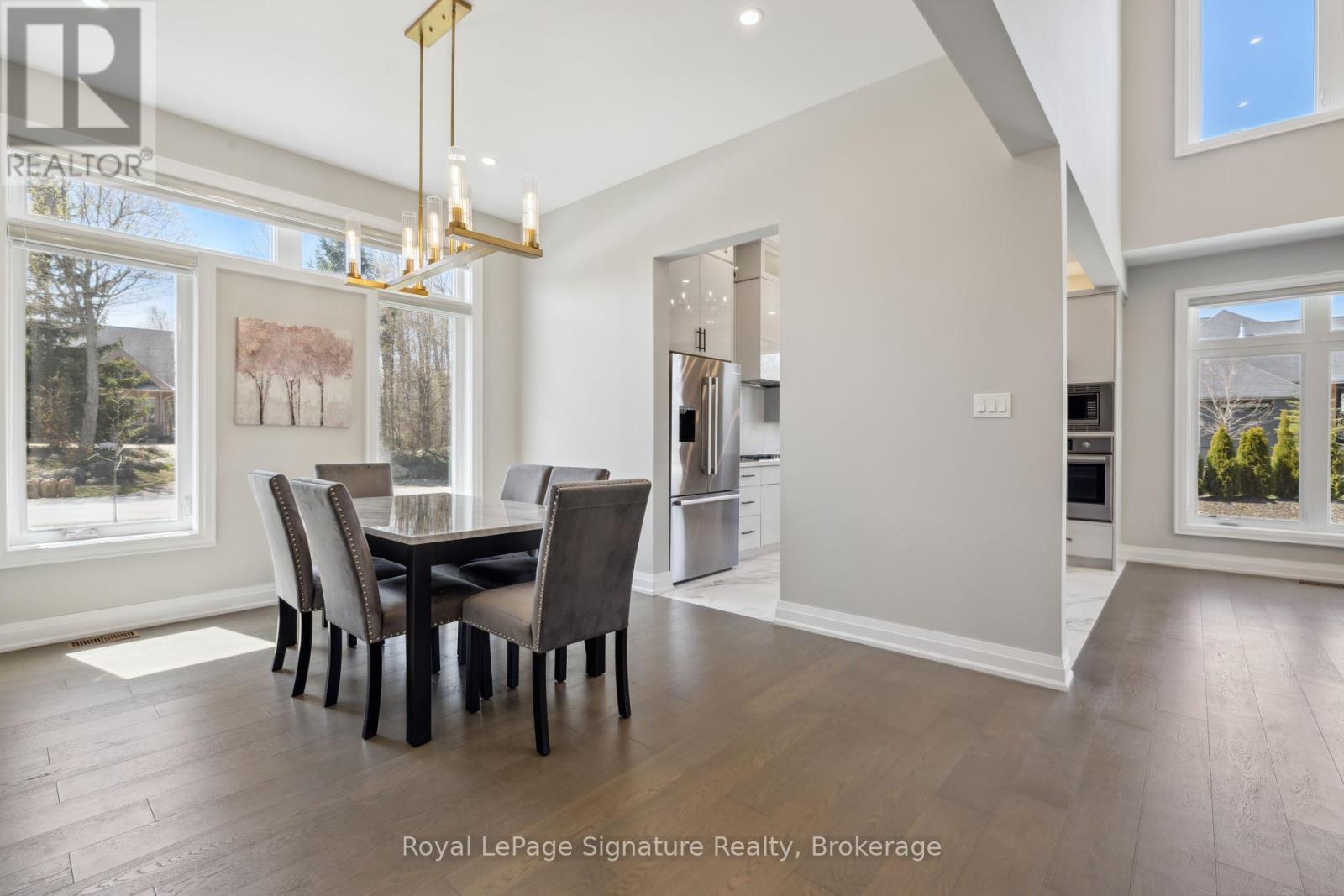 












115 RANKIN'S CRESCENT

,
Blue Mountains,




Ontario
N0H2P0

