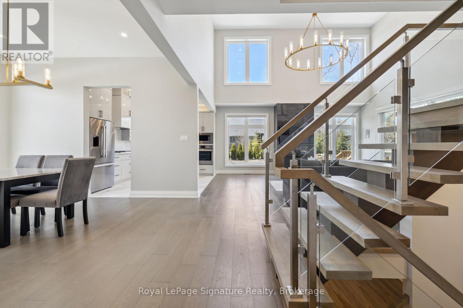 












115 RANKIN'S CRESCENT

,
Blue Mountains,




Ontario
N0H2P0

