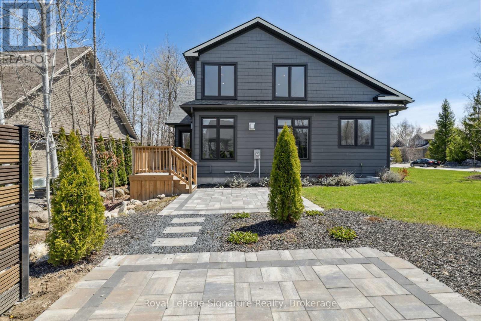 












115 RANKIN'S CRESCENT

,
Blue Mountains,




Ontario
N0H2P0

