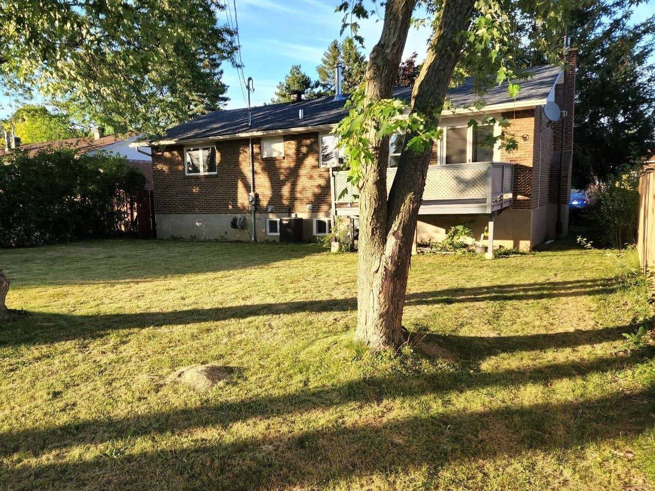 









4552


Rue Grilli

,
Montréal (Pierrefonds-Roxboro),




QC
H9J2B2

