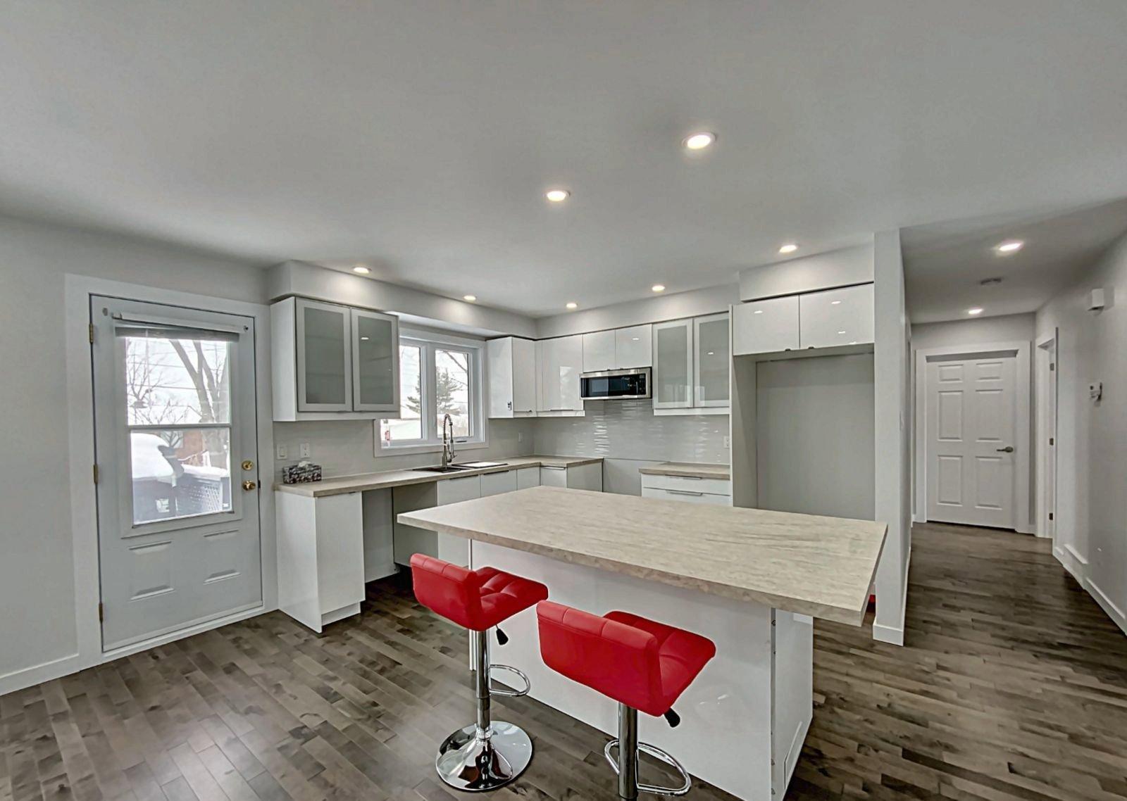 









4552


Rue Grilli

,
Montréal (Pierrefonds-Roxboro),




QC
H9J2B2

