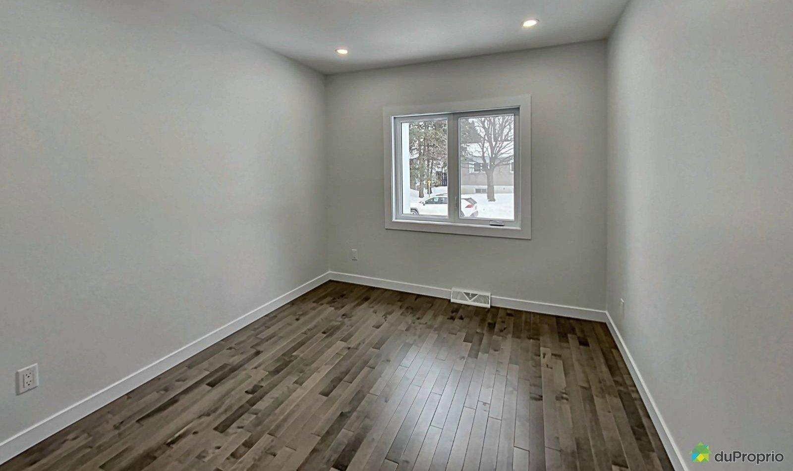 









4552


Rue Grilli

,
Montréal (Pierrefonds-Roxboro),




QC
H9J2B2

