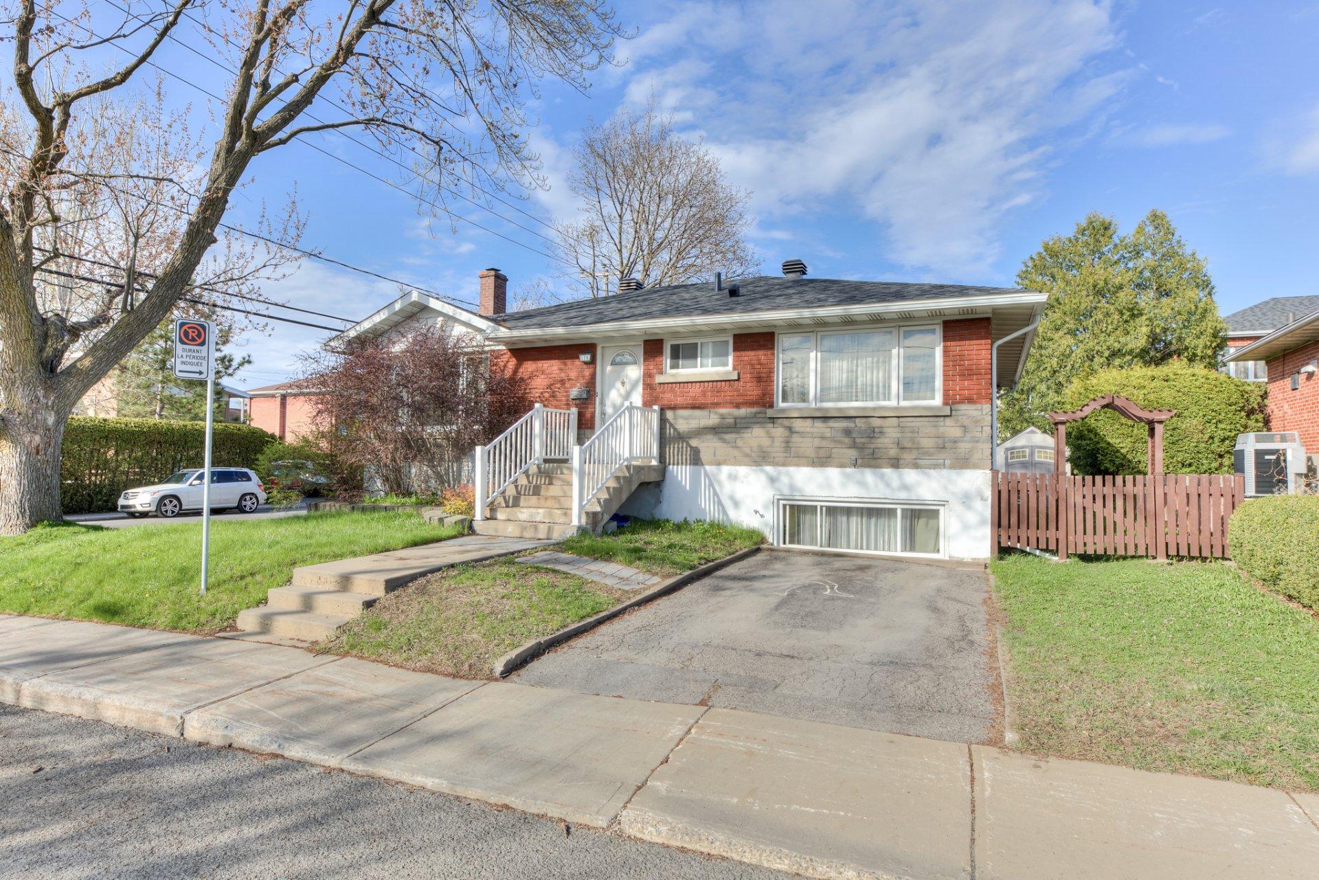 









179


Av. Mariale

,
Laval (Laval-des-Rapides),




QC
H7N3L6

