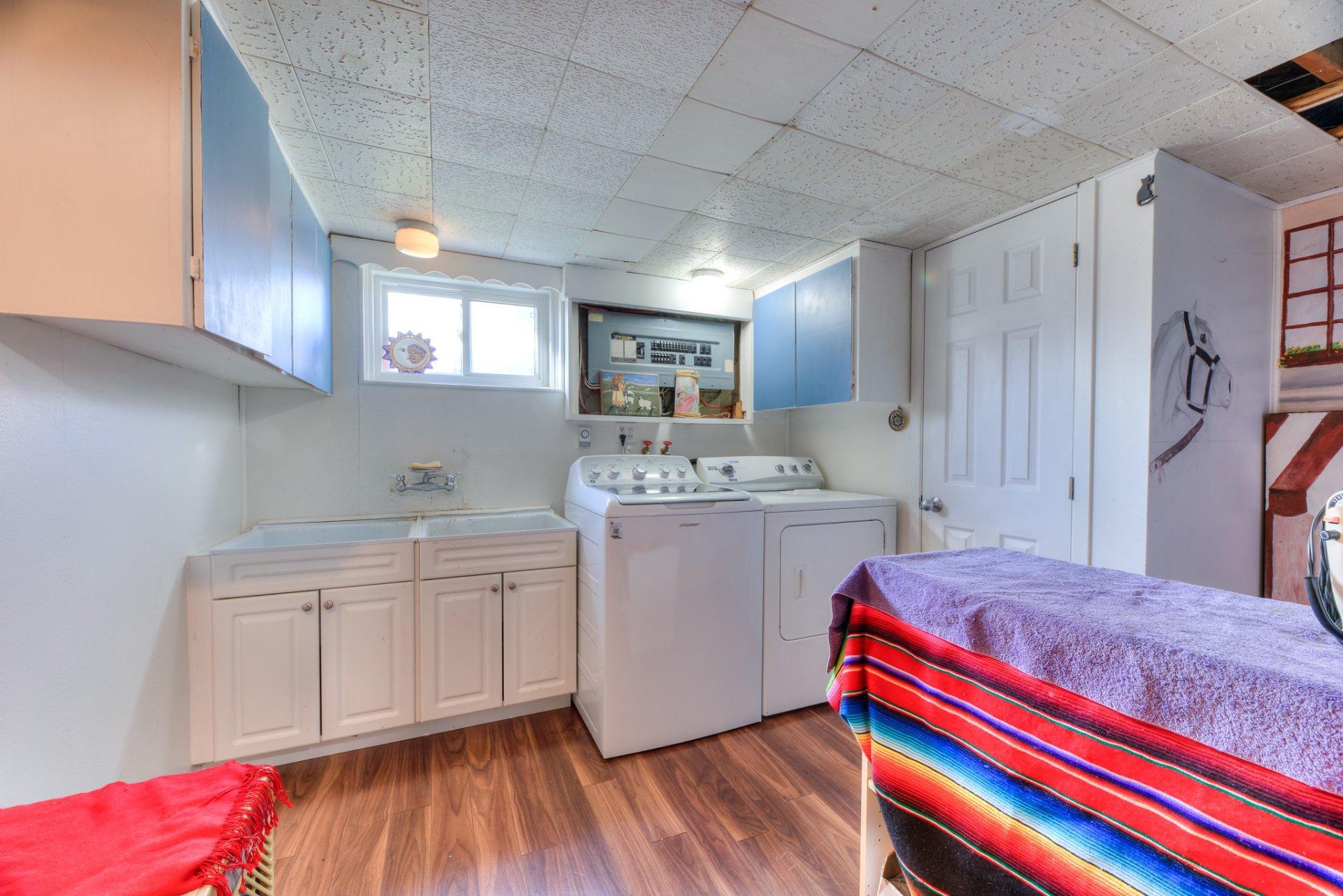 









179


Av. Mariale

,
Laval (Laval-des-Rapides),




QC
H7N3L6

