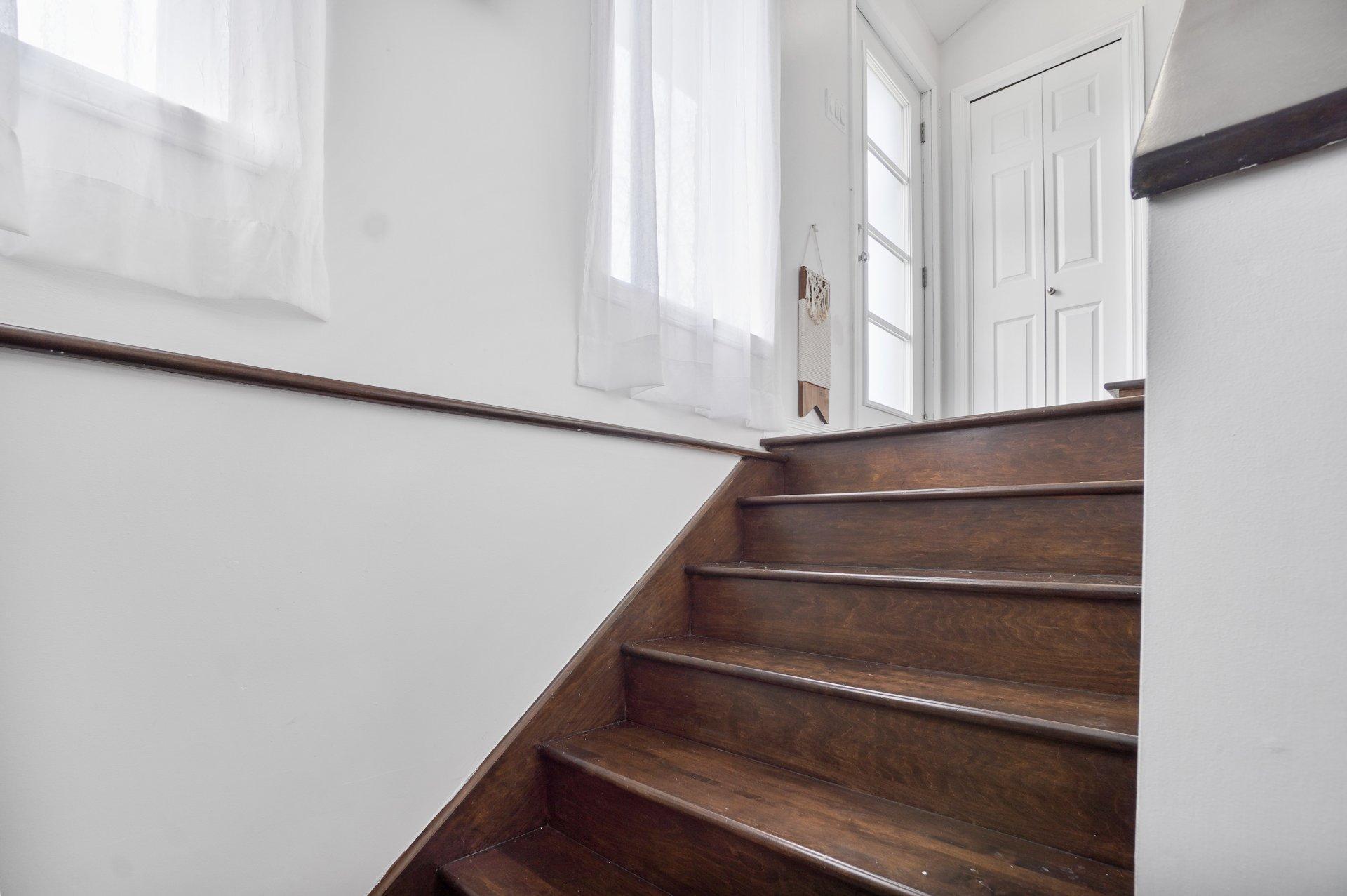 









1B


Rue Olier

,
Saint-Basile-le-Grand,




QC
J3N1L6

